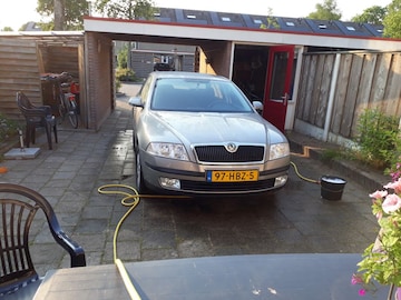 Skoda Octavia 1.6 Ambiente (2008)