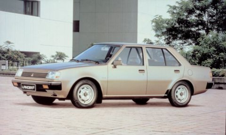 Mitsubishi Lancer 1.5 GLX