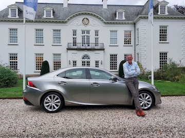 Lexus IS 300h First Edition (2013)