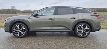 Citroen C5 X Plug-in Hybrid 180 Plus (2024)