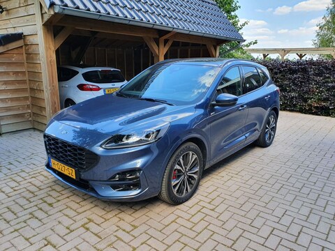 Ford Kuga 2.5 PHEV ST-Line X (2020)