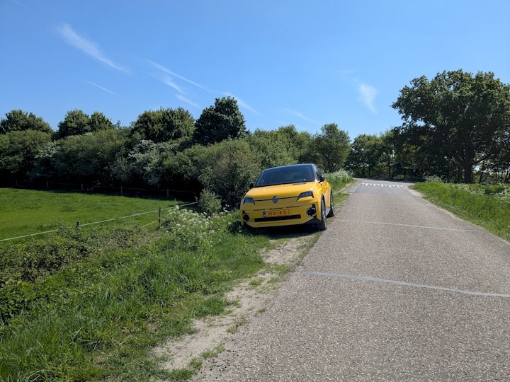 Renault 5 E-TECH comfort range techno (2025)