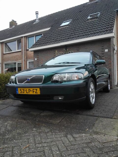 Volvo V70 2.4 140pk Edition I