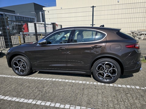 Alfa Romeo Stelvio 2.0T 280pk AWD First Edition