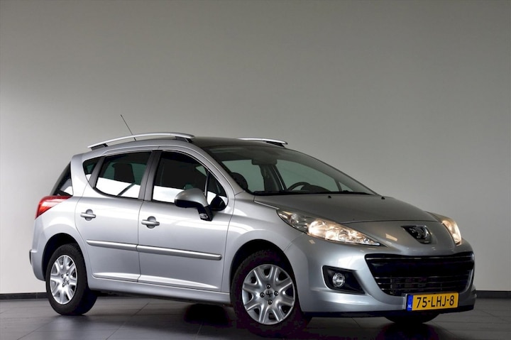 Peugeot 207 SW XS 1.6 VTi (2010)
