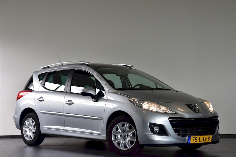 Peugeot 207 SW XS 1.6 VTi (2010)
