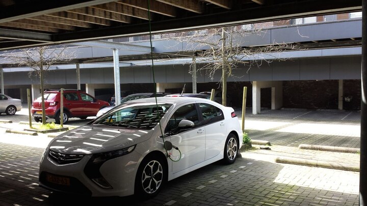 Opel Ampera (2013)
