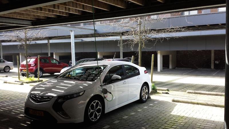 Opel Ampera (2013)
