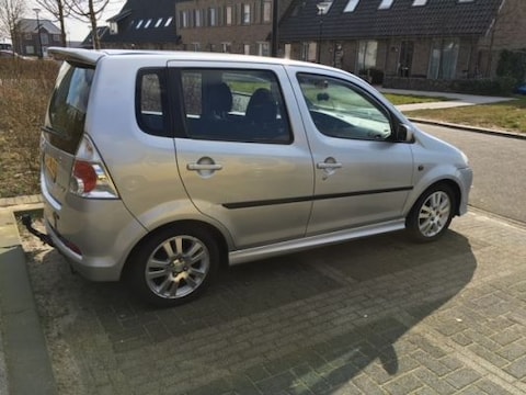 Daihatsu Young RV 1.3 16V Turbo (2002)