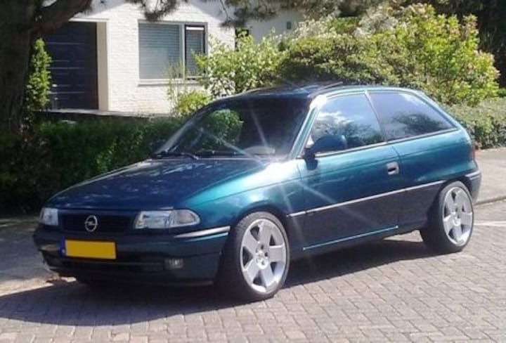 Opel Astra 2.0 GSi 16V