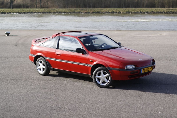 Nissan 100 NX 1.6 SLX (1992)