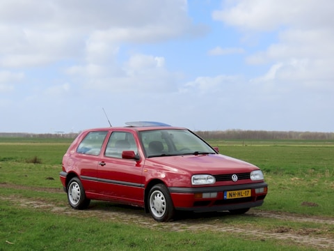 Volkswagen Golf 1.8 75pk CL