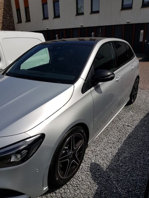 Mercedes-Benz B 180 Business Solution AMG (2019)