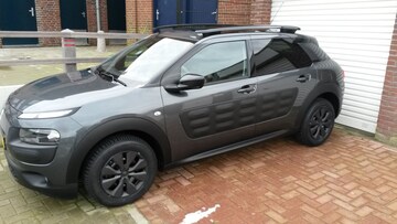 Citroën C4 Cactus BlueHDi 100 Shine (2015)