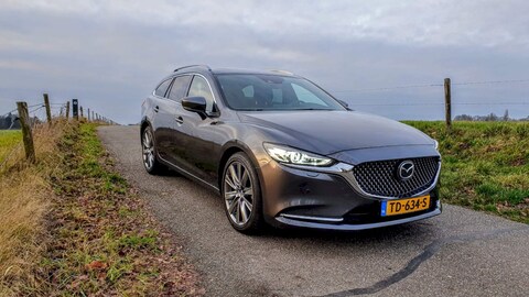 Mazda 6 SportBreak SkyActiv-G 2.0 165 Signature