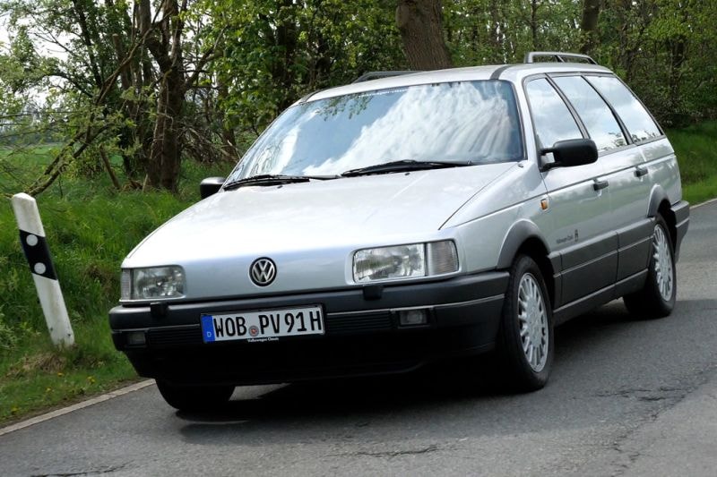 Video: Volkswagen Passat B3 - zelfs als G60 is neusbeer goedmoedige lobbes