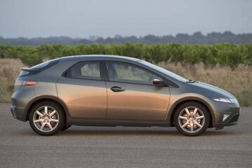 Honda Civic 1.8i-VTEC Sport (2007)