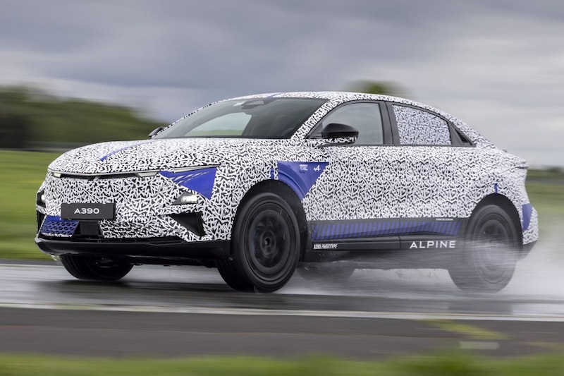 Alpine A390: elektrische gezins-Alpine heeft drie elektromotoren