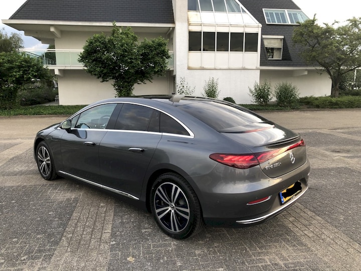 Mercedes-Benz EQE 350 Luxury Line (2022)