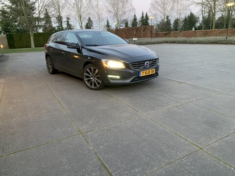 Volvo V60 D4 Summum