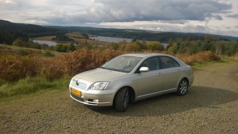 Toyota Avensis 2.0 16v VVT-i D4 Linea Sol