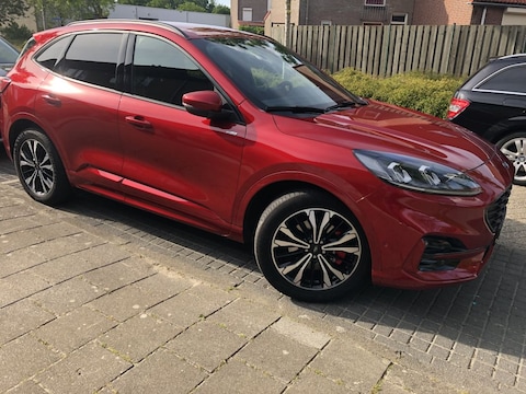 Ford Kuga 2.5 PHEV ST-Line X