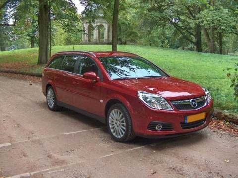 Opel Vectra Stationwagon 1.9 CDTi 150pk Cosmo (2006)