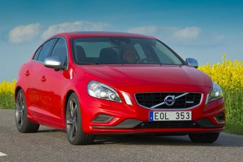 Volvo S60 D3 Momentum (2011)