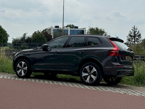 Volvo XC60 T6 Plug-in Hybrid AWD Plus (2024)
