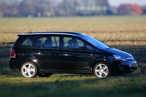 Opel Zafira 2.2 Temptation (2007)