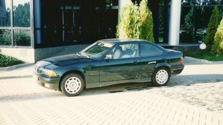 BMW 316i Coupé (1994)