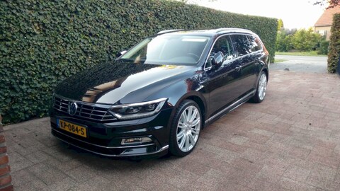 Volkswagen Passat Variant 1.6 TDI 120pk Connected Series Plus