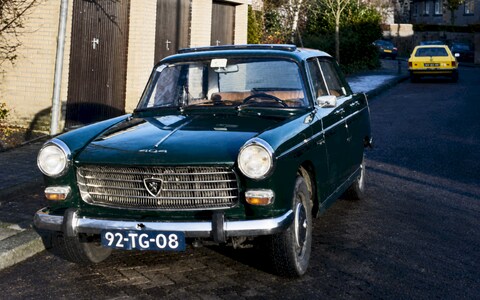 Peugeot 404