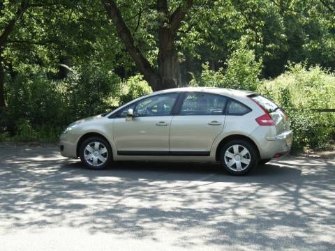 Citroën C4 1.6 16V Ligne Ambiance (2005)