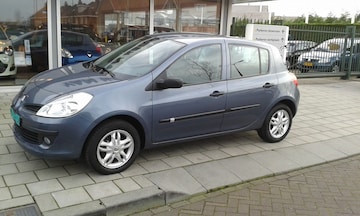 Renault Clio 1.2 16V 75 Business Line (2008)