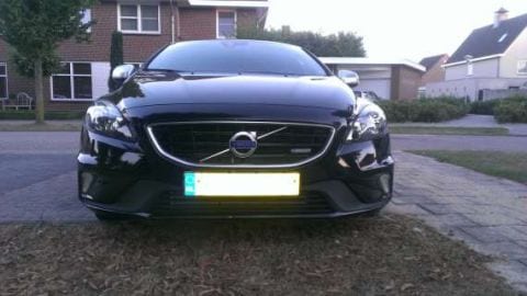 Volvo V40 D2 R-Design (2013)