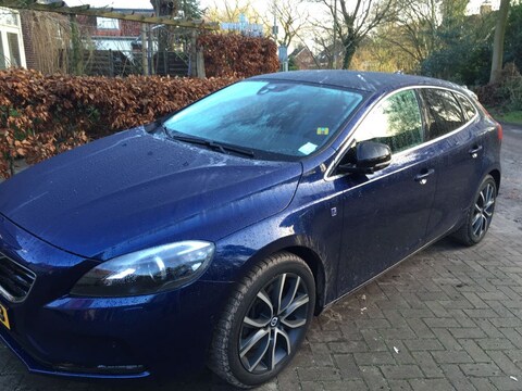 Volvo V40 D4 Ocean Race (2014)