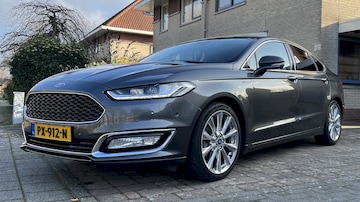 Ford Mondeo 2.0 EcoBoost 240pk Vignale (2017)