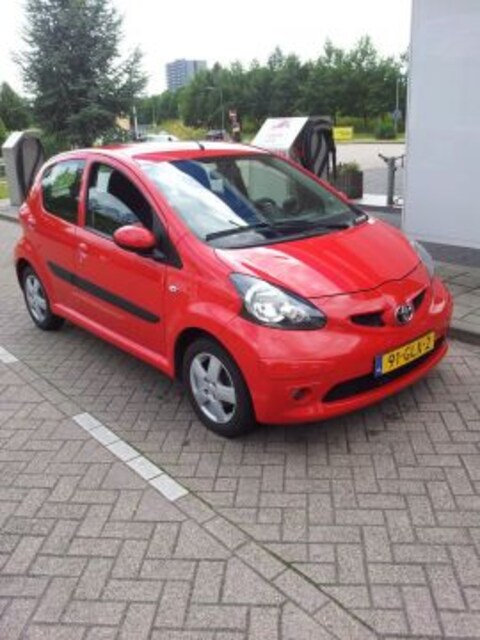 Toyota Aygo 1.0 12v VVT-i Sport