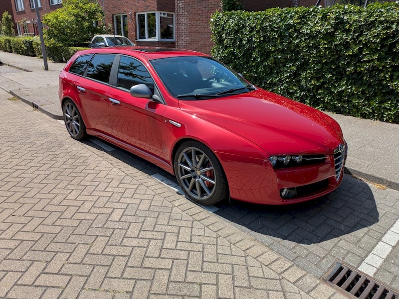 Alfa Romeo 159 Sportwagon 1.750 TBi Distinctive (2011)