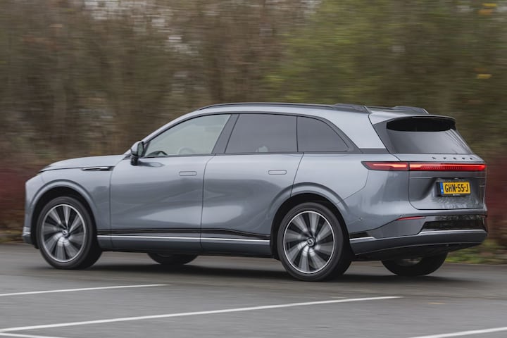 Xpeng G9