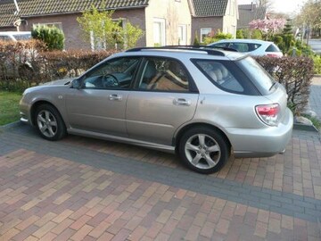 Subaru Impreza Plus 2.0R AWD (2005)