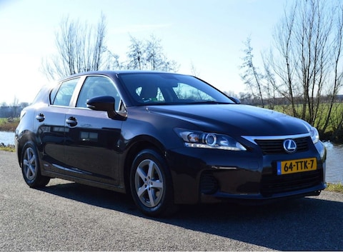Lexus CT 200h Hybrid (2012)