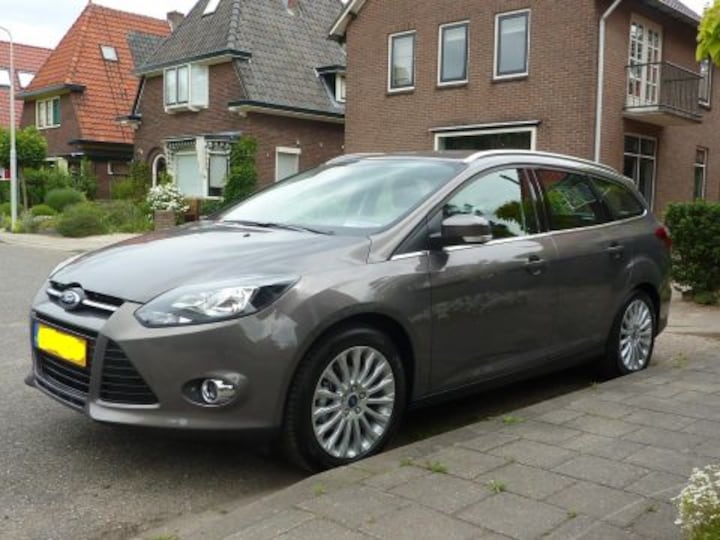 Ford Focus Wagon 1.6 TI-VCT 125pk First Edition (2011)