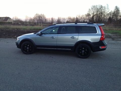 Volvo XC70 D5 AWD Summum (2012)