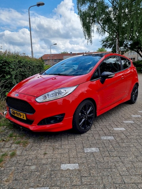 Ford Fiesta 1.0 EcoBoost 140pk Red Edition