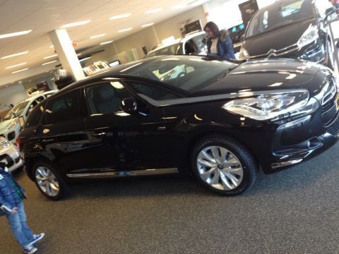 Citroën DS5 Hybrid4 Business Executive (2012)