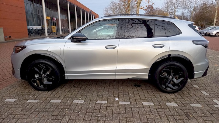 Volkswagen Tiguan 1.5 eHybrid 272pk R-Line Edition (2025)