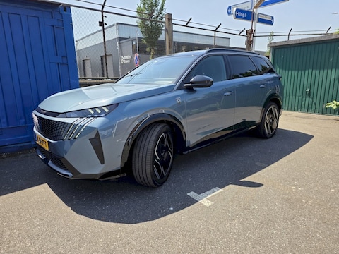 Peugeot e-5008 GT Exclusive 73kWh 210