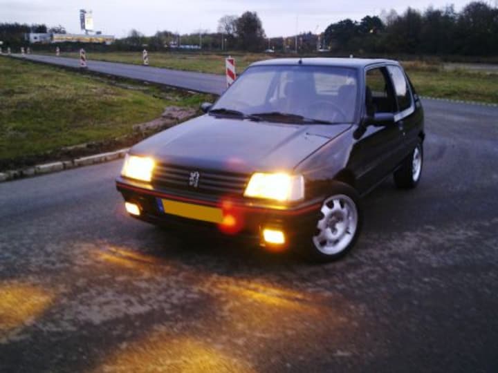 Peugeot 205 XS 1.6i (1992)